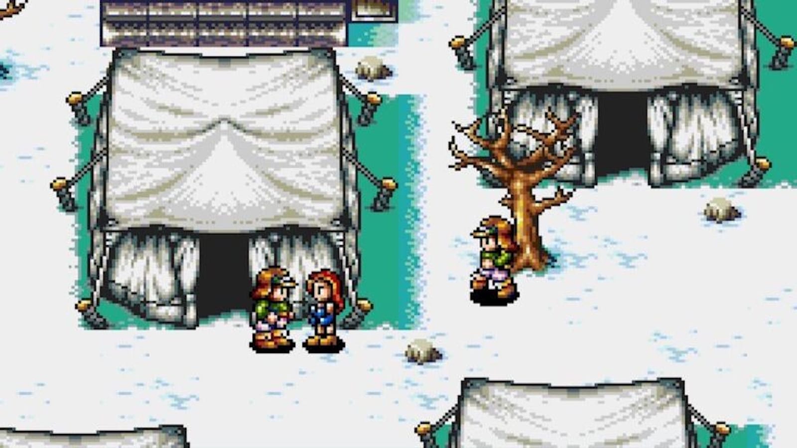 Cena em pixel‑art mostrando um acampamento na neve com várias tendas brancas grandes. Três personagens com roupas de inverno estão no local: dois conversam no centro e outro está perto de uma árvore sem folhas à direita. O chão está coberto de neve e há pequenas pedras espalhadas.