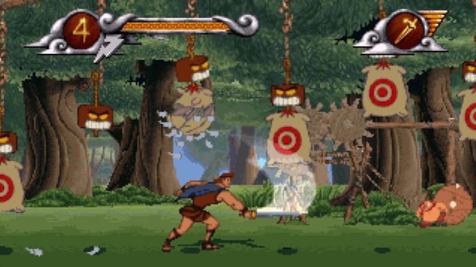 Cena de jogo 2D em que um personagem musculoso com espada treina em uma floresta, golpeando alvos pendurados que parecem sacos com rostos zangados e alvos vermelhos. Árvores grandes formam o fundo.